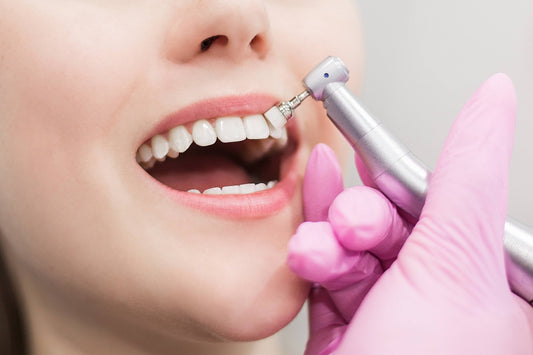 Comment se blanchir les dents sans abîmer l'email ?