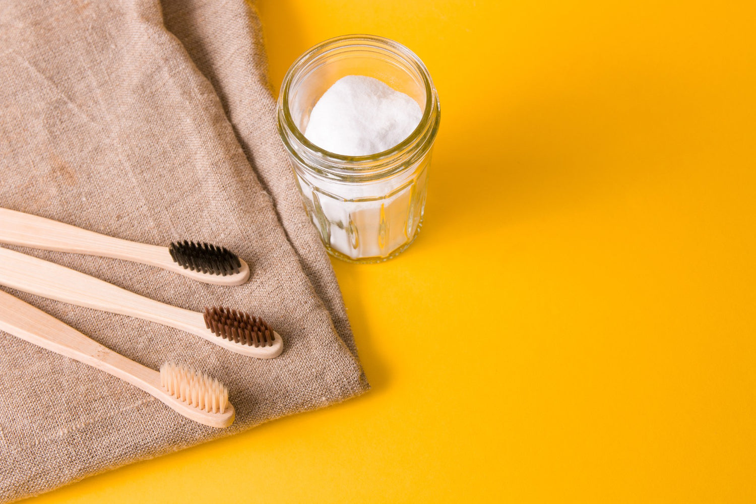 Estce qu'on peut se laver les dents avec du bicarbonate ? Dentica — free download